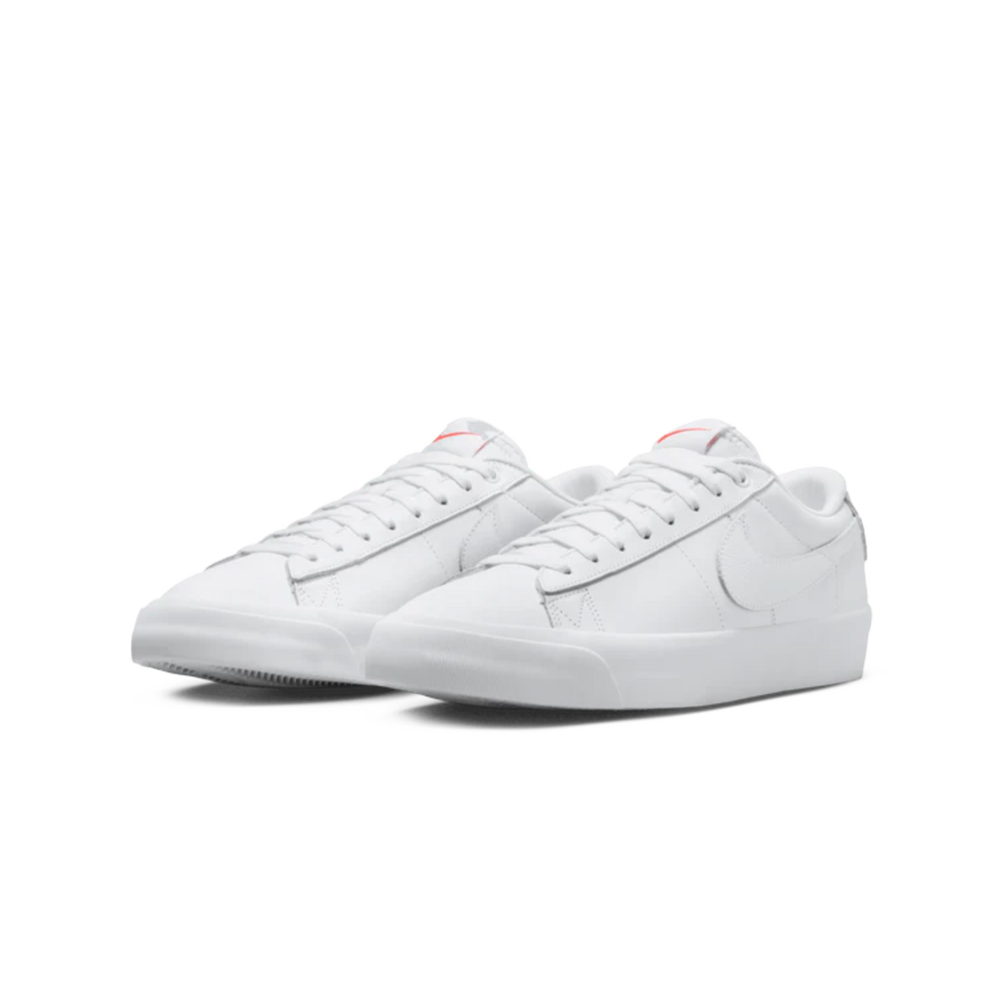 Nike SB - Orange Label Blazer Low Pro GT - ( White Leather )